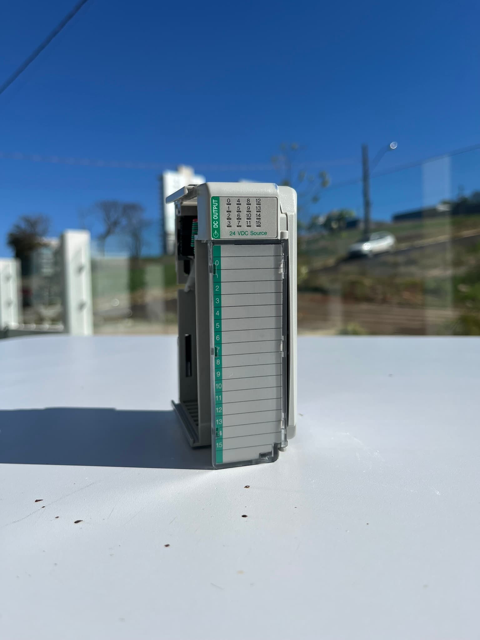 Compact I/O Right end Cap/Terminator